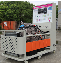 東風EQ1118發動機實訓臺